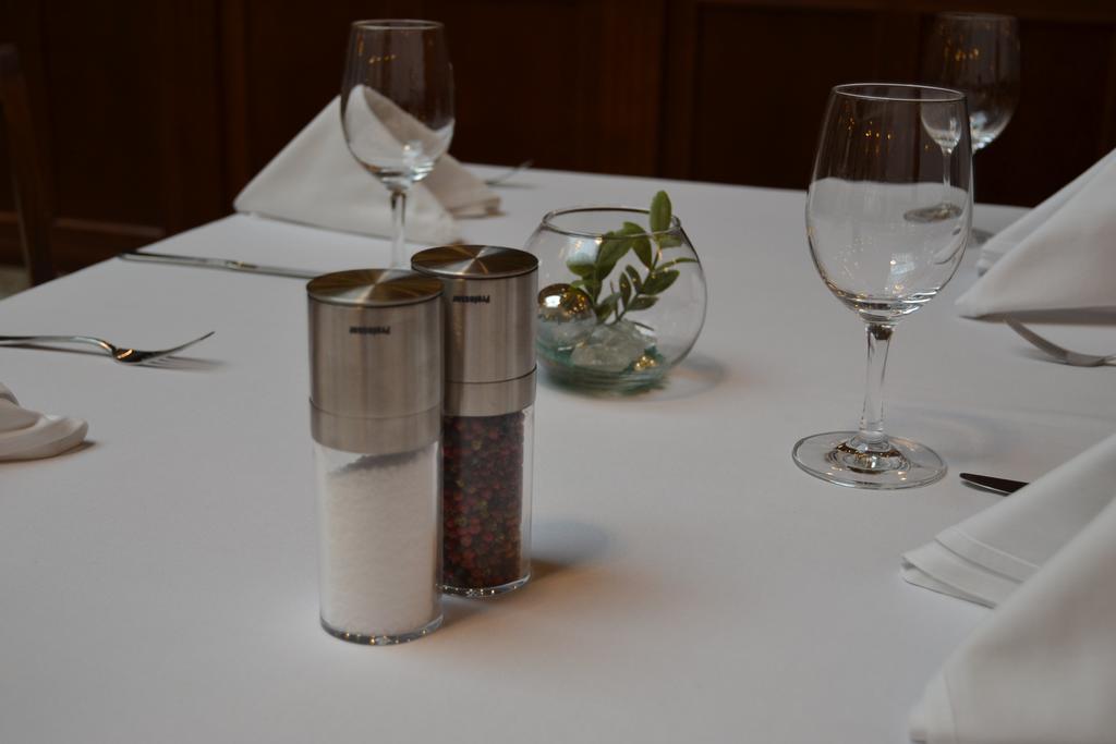 Hejtmansky Dvur Hotel Slaný Екстериор снимка