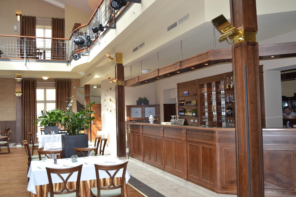 Hejtmansky Dvur Hotel Slaný Екстериор снимка