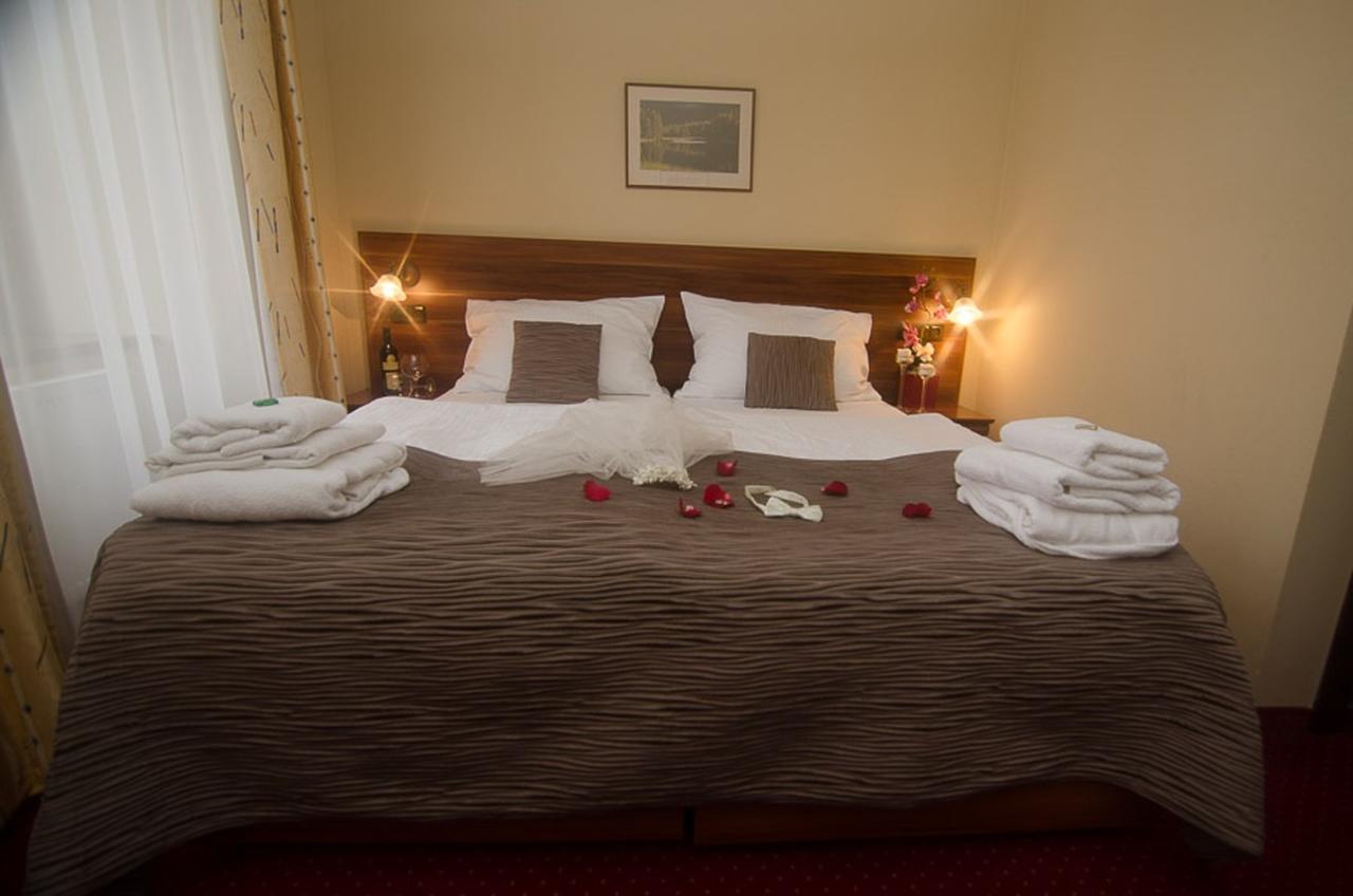 Hejtmansky Dvur Hotel Slaný Екстериор снимка
